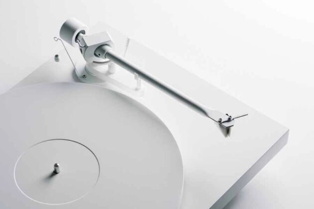 Pro-Ject Debut PRO All White