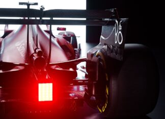 Bang & Olufsen Scuderia Ferrari