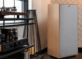 Klipsch introduceert Red Oak-afwerking voor Heresy IV en Forte IV Klipsch Heritage Red Oak