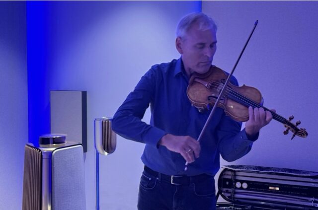 Bang & Olufsen Poulissen