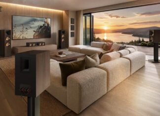 Klipsch Reference Premiere III krijgt nieuwe Tractrix-hoorn, Europa moet nog even wachten Klipsch Reference Premiere III