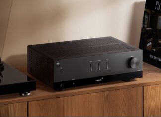 Yamaha R200A: phono-ingang en Bluetooth Multipoint in een betaalbare stereoreceiver Yamaha R200A